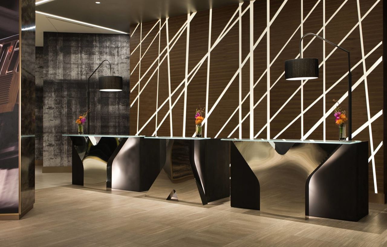 Renaissance Chicago Downtown Hotel Exterior photo
