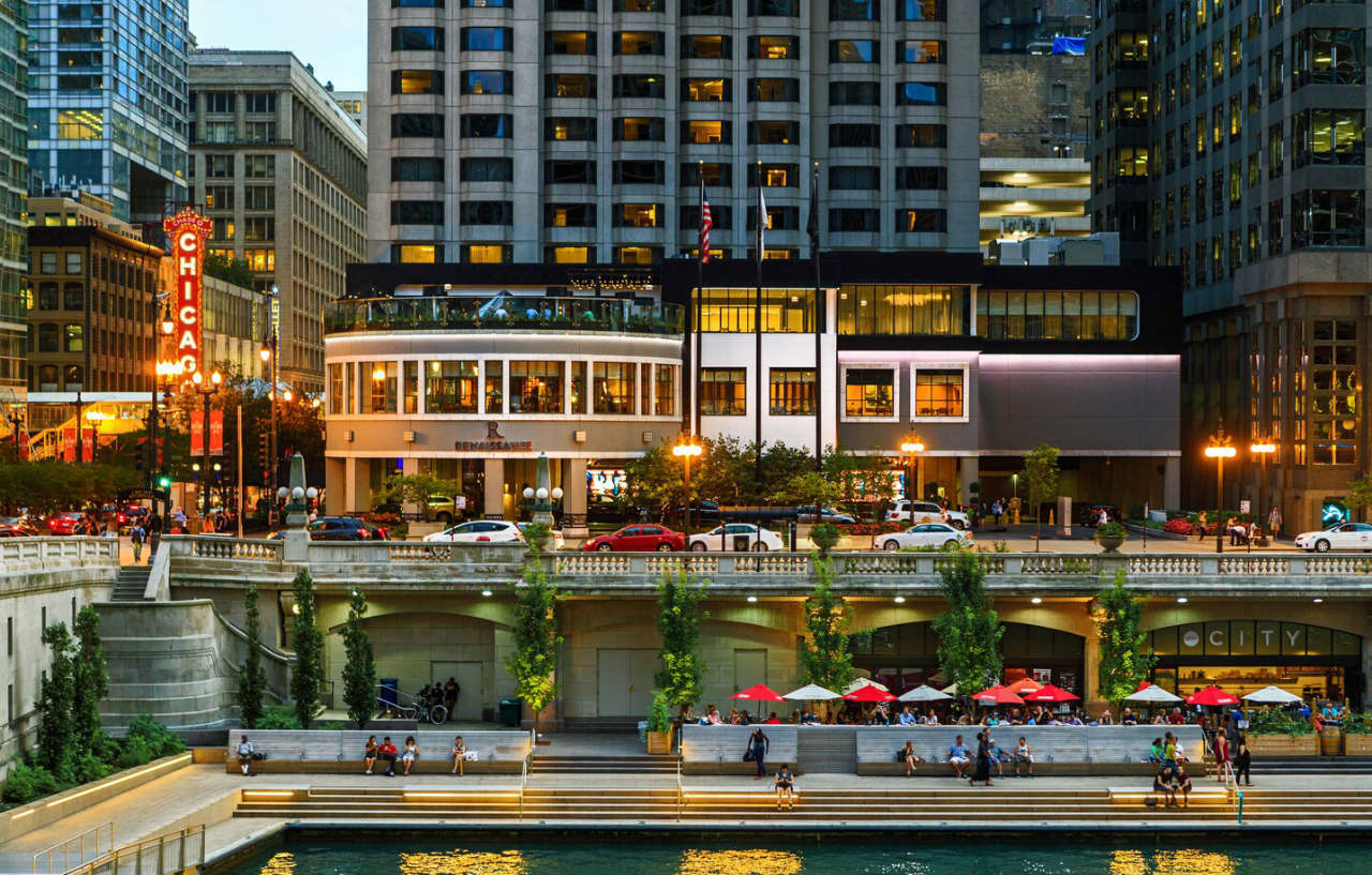 Renaissance Chicago Downtown Hotel Exterior photo